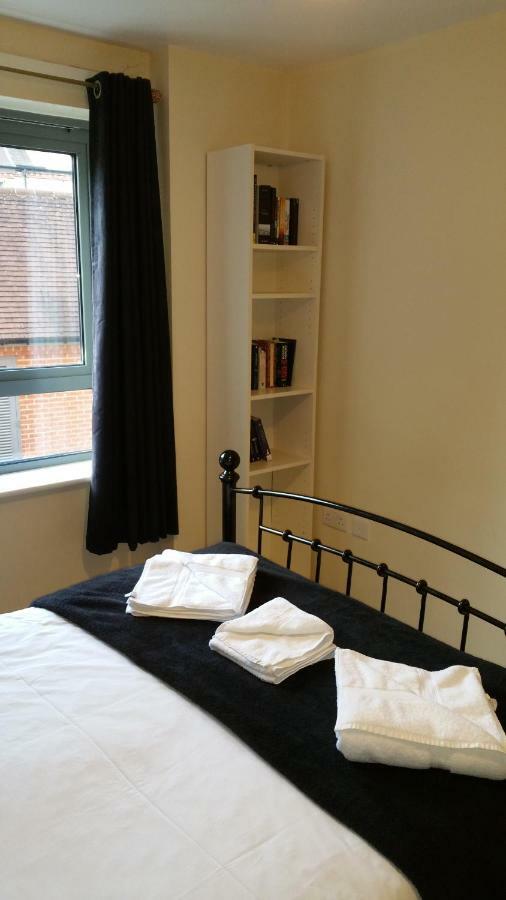 Oxford Apartment-- Free Parking 2 Bedrooms-2Bathrooms-Located In Jericho Oxford Close To Bus And Rail Station Екстериор снимка
